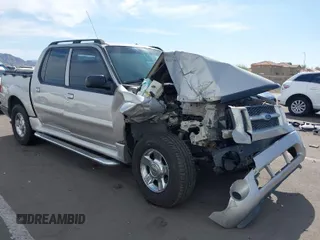 2004 Ford Explorer Sport Trac XLS z VIN 1FMZU77K84UC04230, wystawiony jako IAAI lot #41909068 z przebiegiem 237 662 mil mil oraz . Historia ofert i sprzedaży dostępna na DreamBid. Obrazek 1.