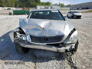 2001 Lexus LS 430 with VIN JTHBN30F810046417, listed as a Copart auction lot 52645575 with 213,865 mi miles and Salvage Title. Bid and sale history available at carsss.com. Image 5.