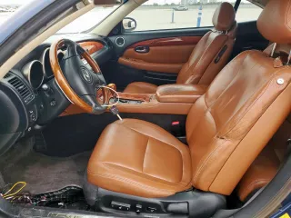 2004 Lexus SC 430 z VIN JTHFN48Y640058289, wystawiony jako Copart lot #55743315 z przebiegiem 157 534 mil mil oraz Szkody całkowita. Historia ofert i sprzedaży dostępna na DreamBid. Obrazek 7.