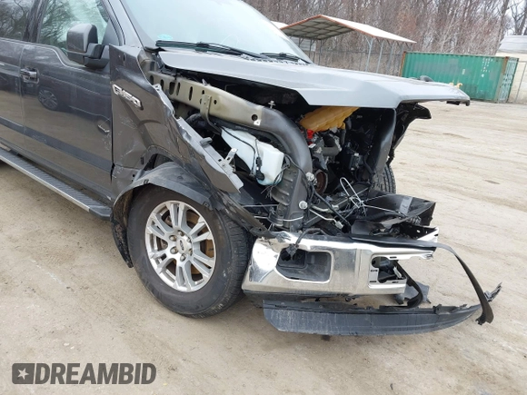 2016 Ford F-150 XLT with VIN 1FTEW1EF9GFC80614, listed as a IAAI auction lot 41799995 with 38,079 mi miles. Bid and sale history available at carsss.com. Image 6.