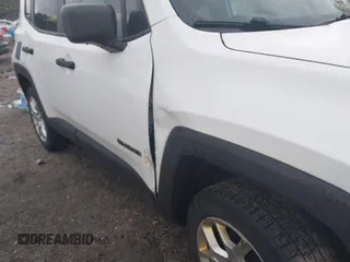 2018 Jeep Renegade Upland z VIN ZACCJBAB6JPJ45087, wystawiony jako IAAI lot #42140535 z przebiegiem 90 099 mil mil oraz . Historia ofert i sprzedaży dostępna na DreamBid. Obrazek 6.