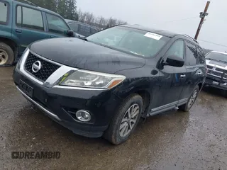 2013 Nissan Pathfinder SV with VIN 5N1AR2MM1DC617748, listed as a IAAI auction lot 41593304 with 175,100 mi miles. Bid and sale history available at carsss.com. Image 2.