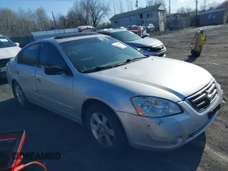 2003 Nissan Altima S with VIN 1N4AL11D03C283723, listed as a IAAI auction lot 42045831 with 88,330 mi miles. Bid and sale history available at carsss.com. Image 1.