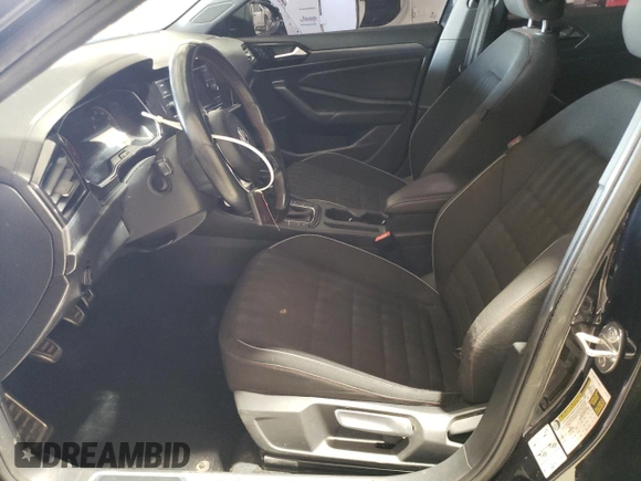 2019 Volkswagen Jetta GLI S z VIN 3VW5T7BU9KM142852, wystawiony jako Copart lot #49419395 z przebiegiem 99 203 mil mil oraz Szkody całkowita. Historia ofert i sprzedaży dostępna na DreamBid. Obrazek 7.
