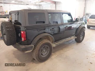2024 Ford Bronco Big Bend z VIN 1FMDE7BH7RLB55036, wystawiony jako IAAI lot #42404799 z przebiegiem 1 054 mil mil oraz . Historia ofert i sprzedaży dostępna na DreamBid. Obrazek 4.