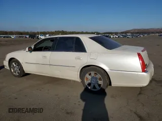 2007 Cadillac DTS V8 z VIN 1G6KD57Y27U208554, wystawiony jako Copart lot #88748645 z przebiegiem 80 341 mil mil oraz Tytuł czysty. Historia ofert i sprzedaży dostępna na DreamBid. Obrazek 2.