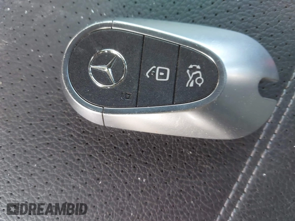 2022 Mercedes-Benz C 300 with VIN W1KAF4HB8NR015290, listed as a IAAI auction lot 41462156 with 16,094 mi miles and . Bid and sale history available at DreamBid. Image 11.