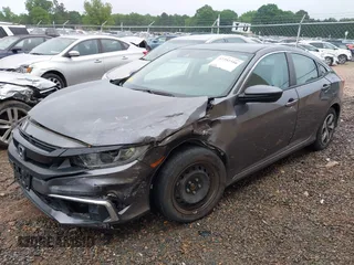2021 Honda Civic LX с VIN 2HGFC2F6XMH556442, выставлен на аукционе IAAI как лот 42252316 с пробегом 25 375 миль миль и . История ставок и продаж доступна на DreamBid. Изображение 2.