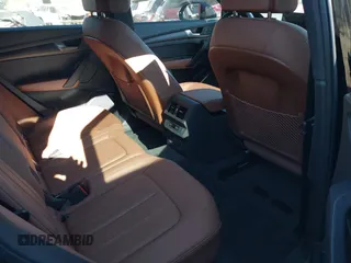 2024 Audi Q5 Premium z VIN WA1ABAFY2R2013670, wystawiony jako IAAI lot #41134099 z przebiegiem 5 940 mil mil oraz . Historia ofert i sprzedaży dostępna na DreamBid. Obrazek 8.