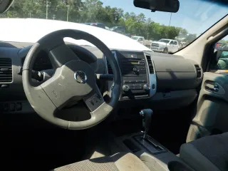 2010 Nissan Frontier SE с VIN 1N6AD0ER9AC432955, выставлен на аукционе Copart как лот 55661535 с пробегом 175 062 миль миль и Списание • Salvage title. История ставок и продаж доступна на DreamBid. Изображение 8.