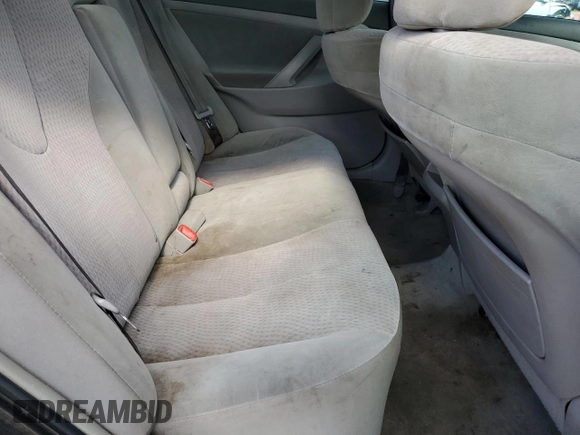 2011 Toyota Camry LE z VIN 4T1BF3EK7BU128665, wystawiony jako Copart lot #78161054 z przebiegiem 219 457 mil mil oraz Szkoda całkowita • Salvage title. Historia ofert i sprzedaży dostępna na DreamBid. Obrazek 11.