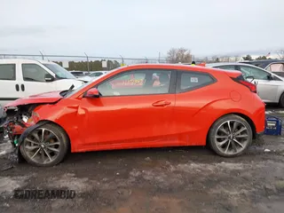 2019 Hyundai Veloster 2.0 with VIN KMHTG6AF6KU005046, listed as a IAAI auction lot 41073491 with 31,490 mi miles. Bid and sale history available at carsss.com. Image 14.