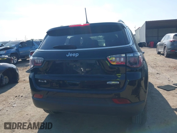 2023 Jeep Compass Latitude Lux с VIN 3C4NJDFN2PT539679, выставлен на аукционе IAAI как лот 41877754 с пробегом 40 895 миль миль и . История ставок и продаж доступна на DreamBid. Изображение 17.