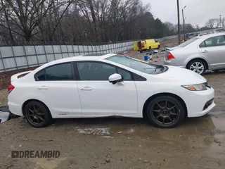 2015 Honda Civic Sedan Si with VIN 2HGFB6E58FH707610, listed as a IAAI auction lot 41420340 with 100,122 mi miles. Bid and sale history available at carsss.com. Image 13.