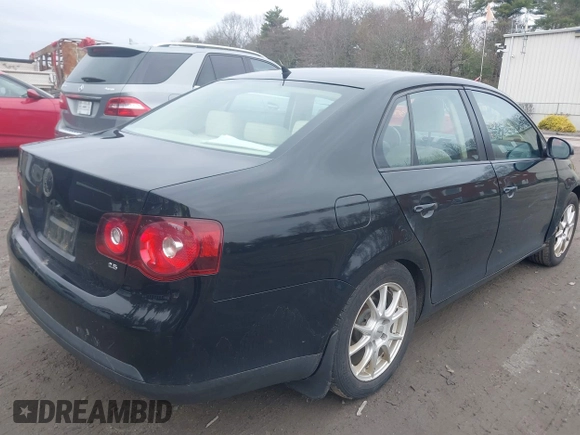 2010 Volkswagen Jetta Limited Edition with VIN 3VWRZ7AJ6AM107076, listed as a IAAI auction lot 42018371 with 146,134 mi miles and . Bid and sale history available at DreamBid. Image 4.