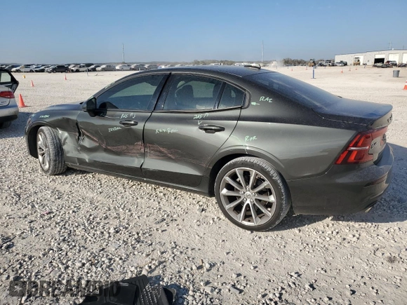 2021 Volvo S60 Momentum with VIN 7JR102FKXMG094315, listed as a Copart auction lot 44788924 with 37,526 mi miles. Bid and sale history available at carsss.com. Image 2.