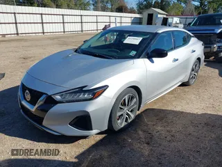 2019 Nissan Maxima SV with VIN 1N4AA6AV0KC371696, listed as a IAAI auction lot 41240863 with 143,348 mi miles and . Bid and sale history available at DreamBid. Image 18.