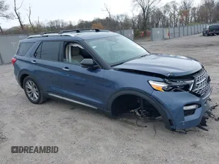 2021 Ford Explorer Limited with VIN 1FMSK8FHXMGB92339, listed as a IAAI auction lot 42016817 with 47,299 mi miles. Bid and sale history available at carsss.com. Image 1.