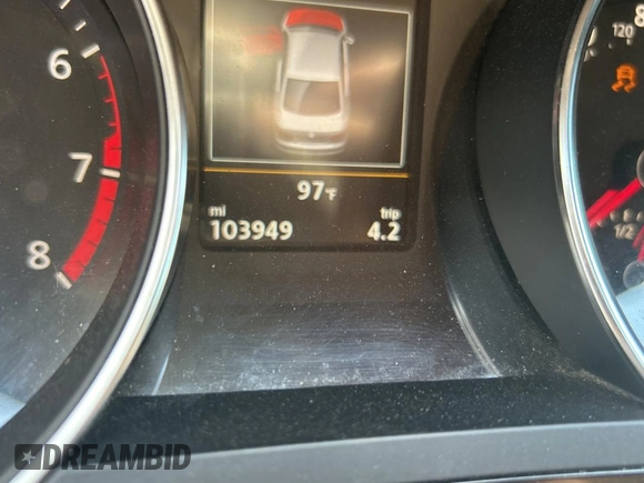 2017 Volkswagen Jetta GLI z VIN 3VW5T7AJ9HM330125, wystawiony jako Copart lot #57632155 z przebiegiem 103 949 mil mil oraz Czysty tytuł • Clean title. Historia ofert i sprzedaży dostępna na DreamBid. Obrazek 8.