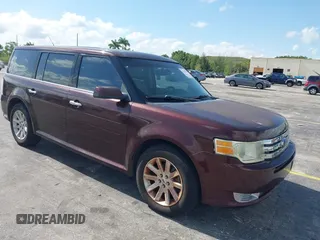 2009 Ford Flex SEL z VIN 2FMDK52C59BA08554, wystawiony jako IAAI lot #42310963 z przebiegiem 165 318 mil mil oraz . Historia ofert i sprzedaży dostępna na DreamBid. Obrazek 1.