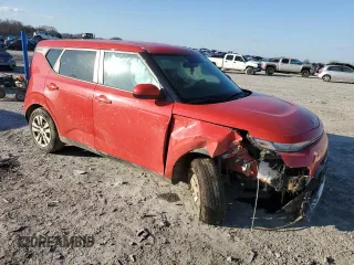 2020 Kia Soul LX with VIN KNDJ23AU4L7706837, listed as a Copart auction lot 50095475 with 26,351 mi miles and Salvage Title. Bid and sale history available at carsss.com. Image 4.