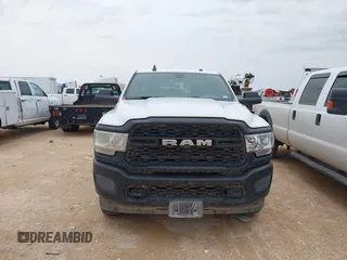 2022 Ram 2500 Tradesman with VIN 3C6UR5HJ7NG357784, listed as a IAAI auction lot 42461659 with 51,897 mi miles and . Bid and sale history available at DreamBid. Image 11.