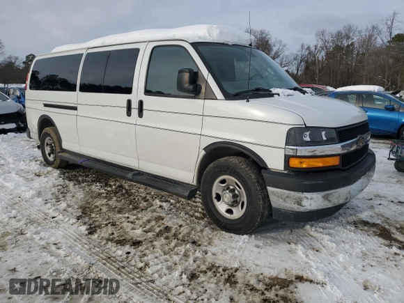2019 Chevrolet Express Passenger LT с VIN 1GAZGPFG6K1214321, выставлен на аукционе Copart как лот 41398235 с пробегом 109 557 миль миль и Списание • Salvage title. История ставок и продаж доступна на DreamBid. Изображение 4.
