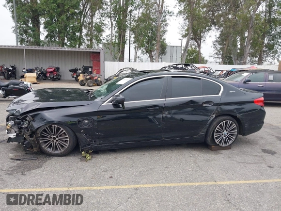 2019 BMW 5 Series 530e с VIN WBAJA9C56KB399028, выставлен на аукционе IAAI как лот 42068202 с пробегом 124 068 миль миль и . История ставок и продаж доступна на DreamBid. Изображение 14.