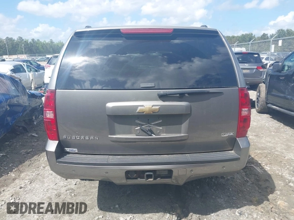 2007 Chevrolet Suburban LTZ with VIN 3GNFK16347G133031, listed as a IAAI auction lot 41955039 with 342,366 mi miles and . Bid and sale history available at DreamBid. Image 17.