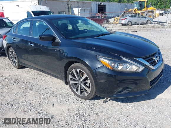 2016 Nissan Altima SL with VIN 1N4AL3AP5GC227580, listed as a IAAI auction lot 42187177 with 136,902 mi miles and . Bid and sale history available at carsss.com. Image 1.