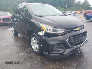 2019 Chevrolet Trax LT z VIN KL7CJLSB6KB734267, wystawiony jako IAAI lot #42075455 z przebiegiem 151 828 mil mil oraz . Historia ofert i sprzedaży dostępna na DreamBid. Obrazek 1.