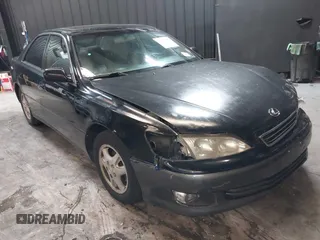 2001 Lexus ES 300 z VIN JT8BF28G415112517, wystawiony jako IAAI lot #42208849 z przebiegiem 202 029 mil mil oraz . Historia ofert i sprzedaży dostępna na DreamBid. Obrazek 1.