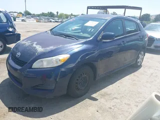 2009 Toyota Matrix with VIN 2T1KU40E99C119135, listed as a IAAI auction lot 42136716 with 185,155 mi miles. Bid and sale history available at carsss.com. Image 17.