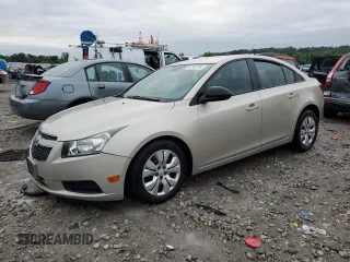 2014 Chevrolet Cruze LS with VIN 1G1PA5SH4E7324569, listed as a Copart auction lot 67203794 with 124,781 mi miles and Salvage Title. Bid and sale history available at carsss.com. Image 1.