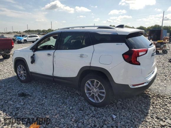 2024 GMC Terrain SLT with VIN 3GKALPEG7RL136883, listed as a Copart auction lot 64411295 with 30,252 mi miles and Non repairable. Bid and sale history available at DreamBid. Image 2.
