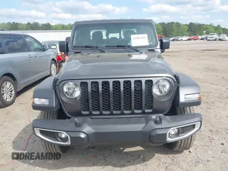 2023 Jeep Gladiator Sport S с VIN 1C6HJTAG5PL567995, выставлен на аукционе IAAI как лот 42009494 с пробегом 25 455 миль миль и . История ставок и продаж доступна на DreamBid. Изображение 12.