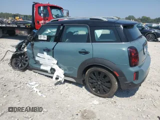 2023 MINI Countryman Cooper S with VIN WMZ83BR01P3P64182, listed as a Copart auction lot 68911704 with 0 mi miles and Salvage Title. Bid and sale history available at carsss.com. Image 2.