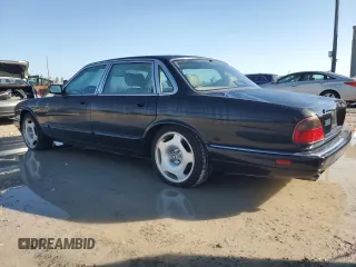 1997 Jaguar XJ with VIN SAJPX1149VC794067, listed as a Copart auction lot 85457044 with 139,764 mi miles and Clean title. Bid and sale history available at DreamBid. Image 2.