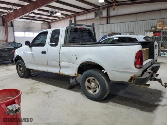 2004 Ford F-150 Heritage XL with VIN 2FTRX18W84CA84567, listed as a Copart auction lot 45792205 with 0 mi miles and Clean Title. Bid and sale history available at carsss.com. Image 2.