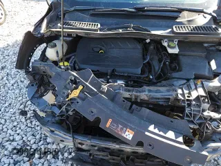 2017 Ford Escape SE z VIN 1FMCU9GD3HUA10732, wystawiony jako Copart lot #87440115 z przebiegiem 101 320 mil mil oraz Czysty tytuł • Clean title. Historia ofert i sprzedaży dostępna na DreamBid. Obrazek 14.