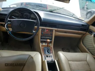 1990 Mercedes-Benz 560 with VIN WDBCA39E8LA536590, listed as a Copart auction lot 76843244 with 231,703 mi miles and Non Repairable. Bid and sale history available at DreamBid. Image 8.