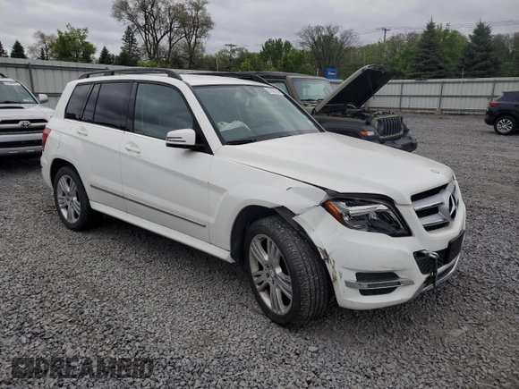 2013 Mercedes-Benz GLK 350 z VIN WDCGG5HB5DG028896, wystawiony jako Copart lot #57383765 z przebiegiem 46 258 mil mil oraz Szkoda całkowita • Salvage title. Historia ofert i sprzedaży dostępna na DreamBid. Obrazek 4.