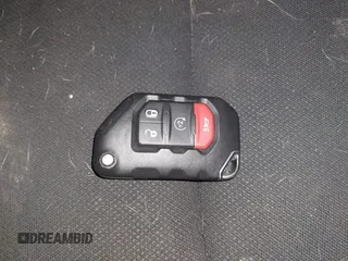 2023 Jeep Gladiator Sport S с VIN 1C6HJTAG1PL558131, выставлен на аукционе IAAI как лот 41252271 с пробегом 42 582 миль миль и . История ставок и продаж доступна на DreamBid. Изображение 11.