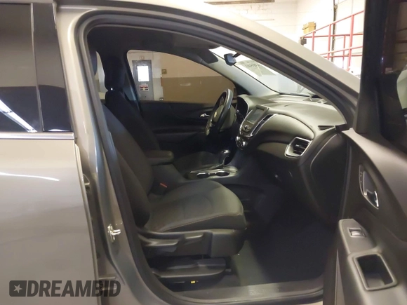 2018 Chevrolet Equinox LT with VIN 3GNAXSEV5JS579813, listed as a IAAI auction lot 41855403 with 68,094 mi miles. Bid and sale history available at carsss.com. Image 5.