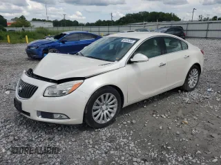 2013 Buick Regal Turbo Premium 1 z VIN 2G4GS5EVXD9223471, wystawiony jako Copart lot #60434395 z przebiegiem 71 064 mil mil oraz Szkoda całkowita • Salvage title. Historia ofert i sprzedaży dostępna na DreamBid. Obrazek 1.