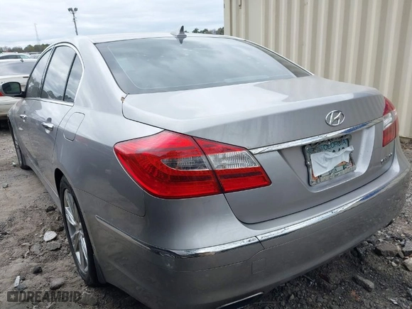 2013 Hyundai Genesis 3.8L with VIN KMHGC4DD5DU236132, listed as a IAAI auction lot 41852706 with 227,017 mi miles. Bid and sale history available at carsss.com. Image 3.