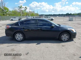 2010 Nissan Altima 2.5 S with VIN 1N4AL2AP2AN449550, listed as a IAAI auction lot 41542501 with 132,314 mi miles. Bid and sale history available at carsss.com. Image 14.
