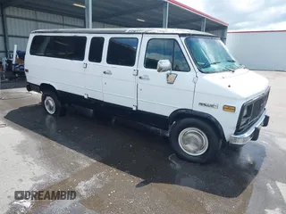 1995 GMC Rally z VIN 1GJGG39K1SF521849, wystawiony jako IAAI lot #42197276 z przebiegiem 208 329 mil mil oraz . Historia ofert i sprzedaży dostępna na DreamBid. Obrazek 1.