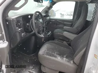 2021 GMC Savana Cargo Van with VIN 1GTW7AF78M1262297, listed as a Copart auction lot 41510995 with 0 mi miles and Salvage Title. Bid and sale history available at carsss.com. Image 7.