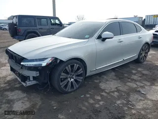 2021 Volvo S90 Inscription with VIN LVYA22ML8MP206915, listed as a IAAI auction lot 41508789 with 66,960 mi miles. Bid and sale history available at carsss.com. Image 16.